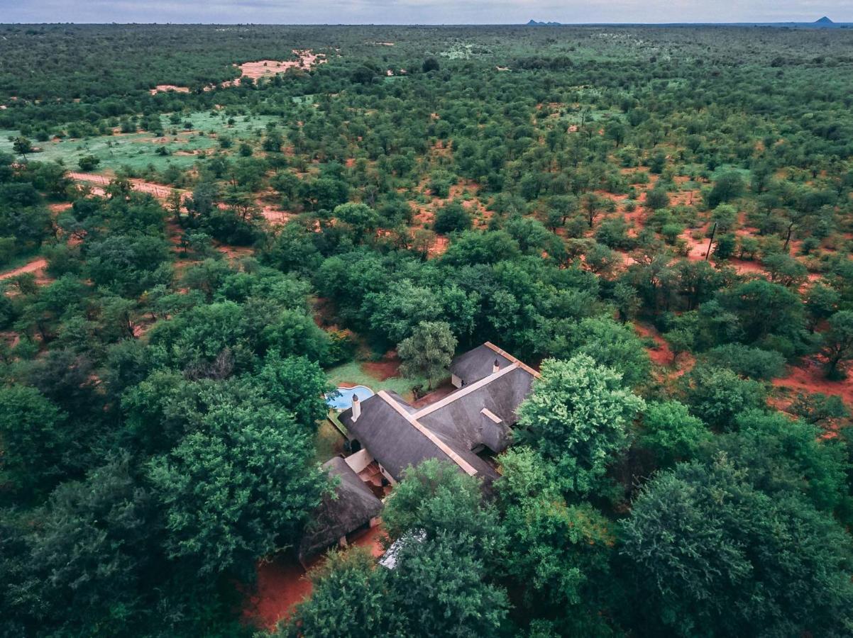 Kingly Bush Villa 팔라보르와 외부 사진