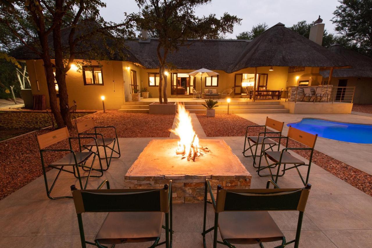 Kingly Bush Villa 팔라보르와 외부 사진