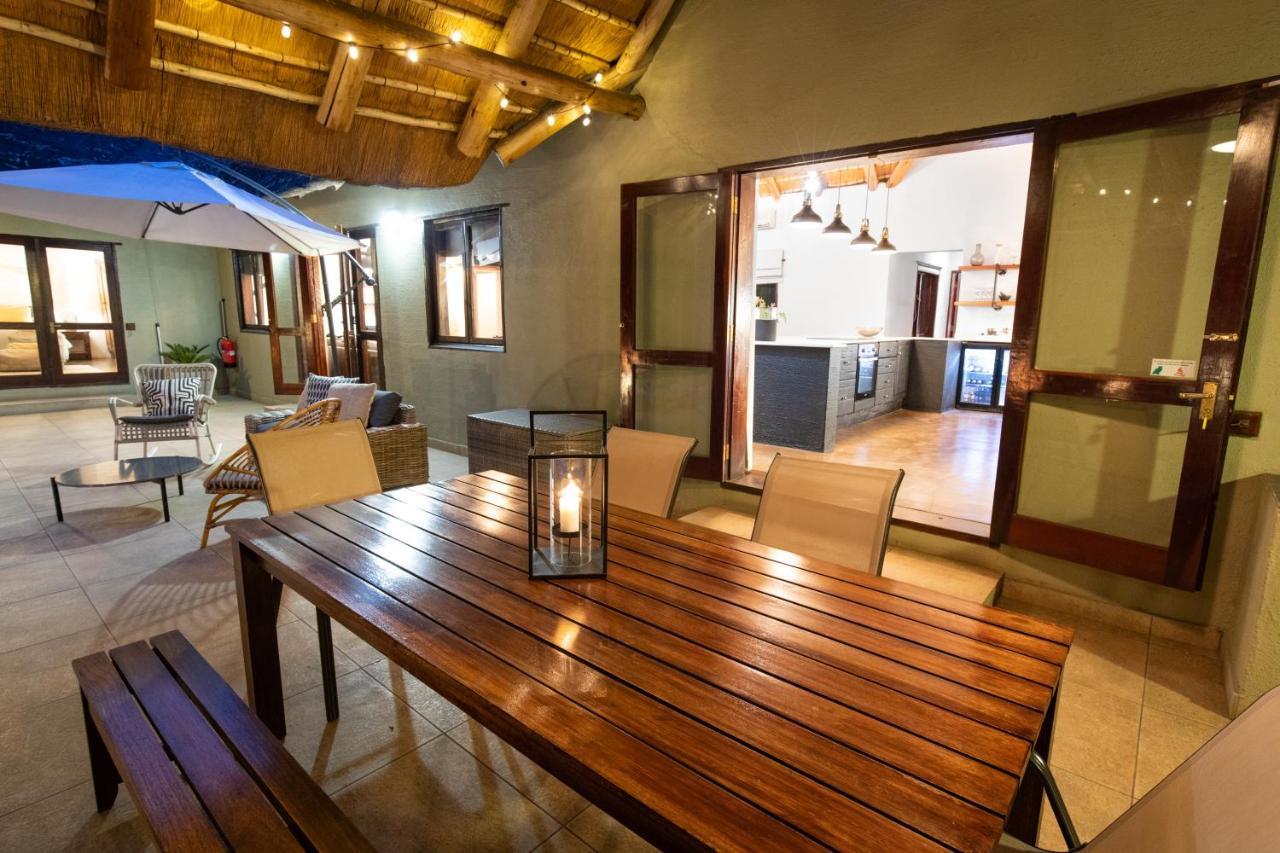 Kingly Bush Villa 팔라보르와 외부 사진