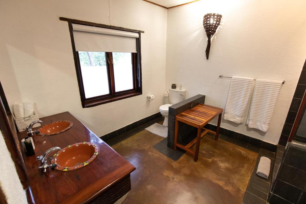Kingly Bush Villa 팔라보르와 외부 사진